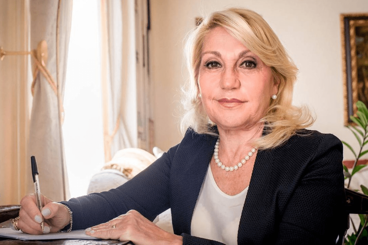 la-nutrizionista-Flachi-sul-rapporto-tra-vino-e-sonno